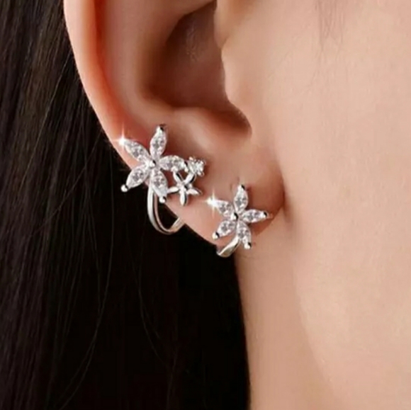 Jewelry - NEW 925 STERLING SILVER PLATE DIAMOND FLOWER CUFF